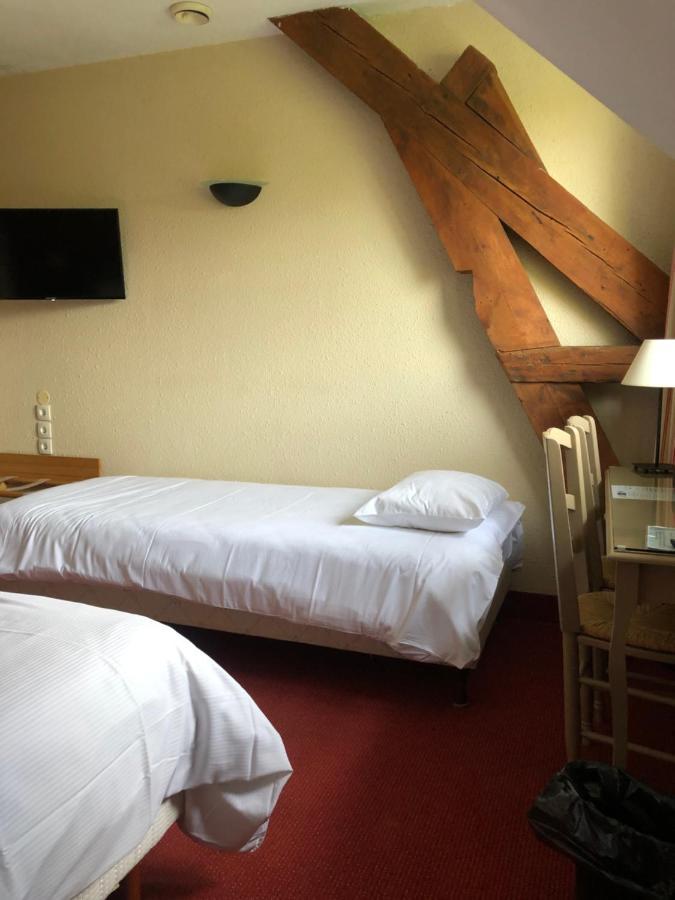 The Originals City, Hotel La Cour Carree, Eu Eu (Seine-Maritime) Exteriör bild