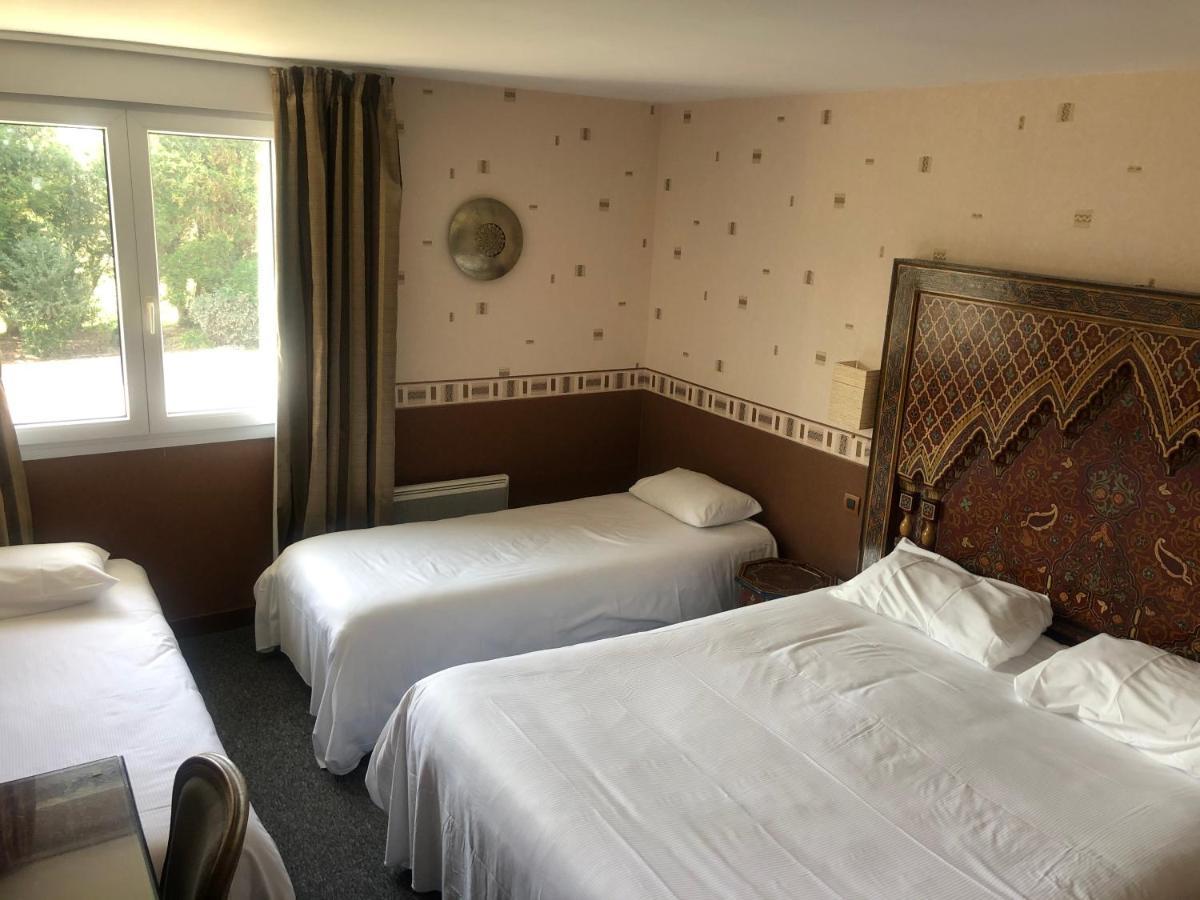 The Originals City, Hotel La Cour Carree, Eu Eu (Seine-Maritime) Exteriör bild