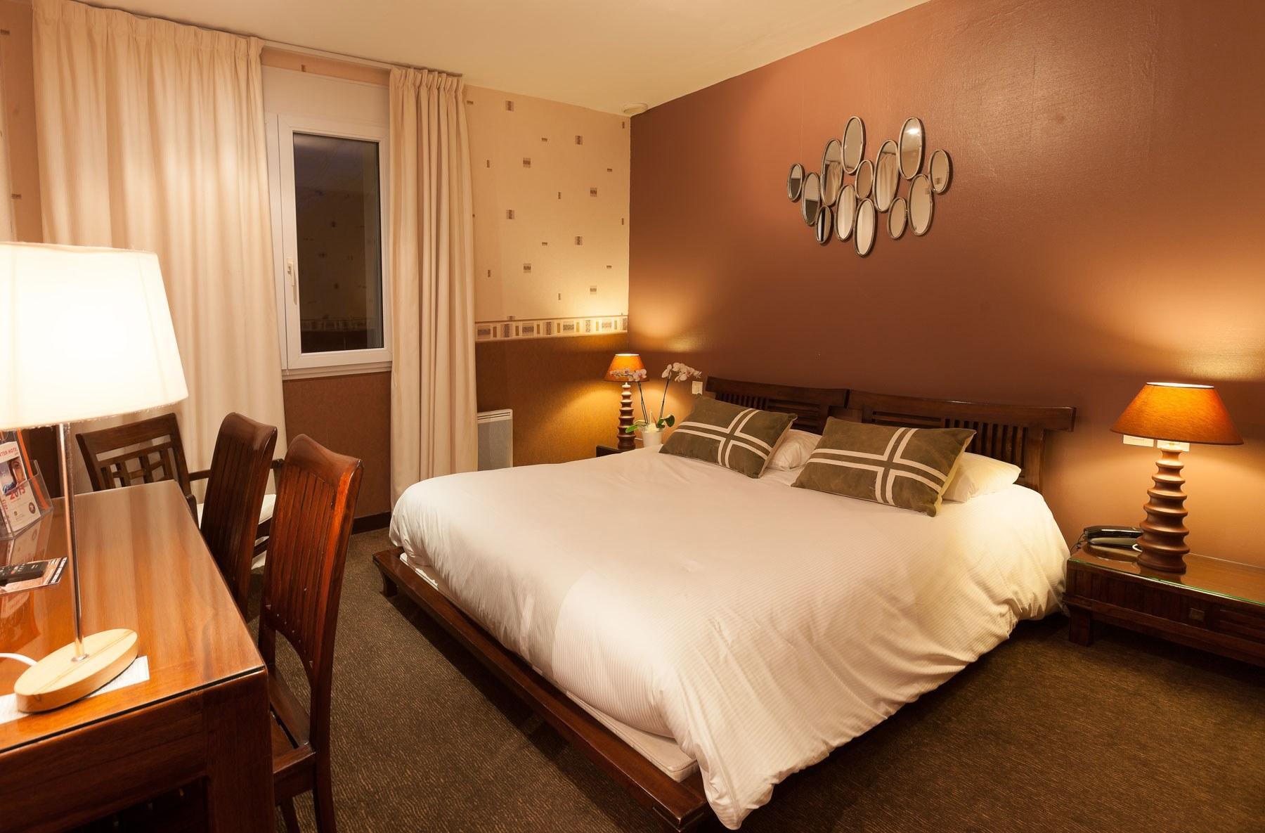 The Originals City, Hotel La Cour Carree, Eu Eu (Seine-Maritime) Exteriör bild